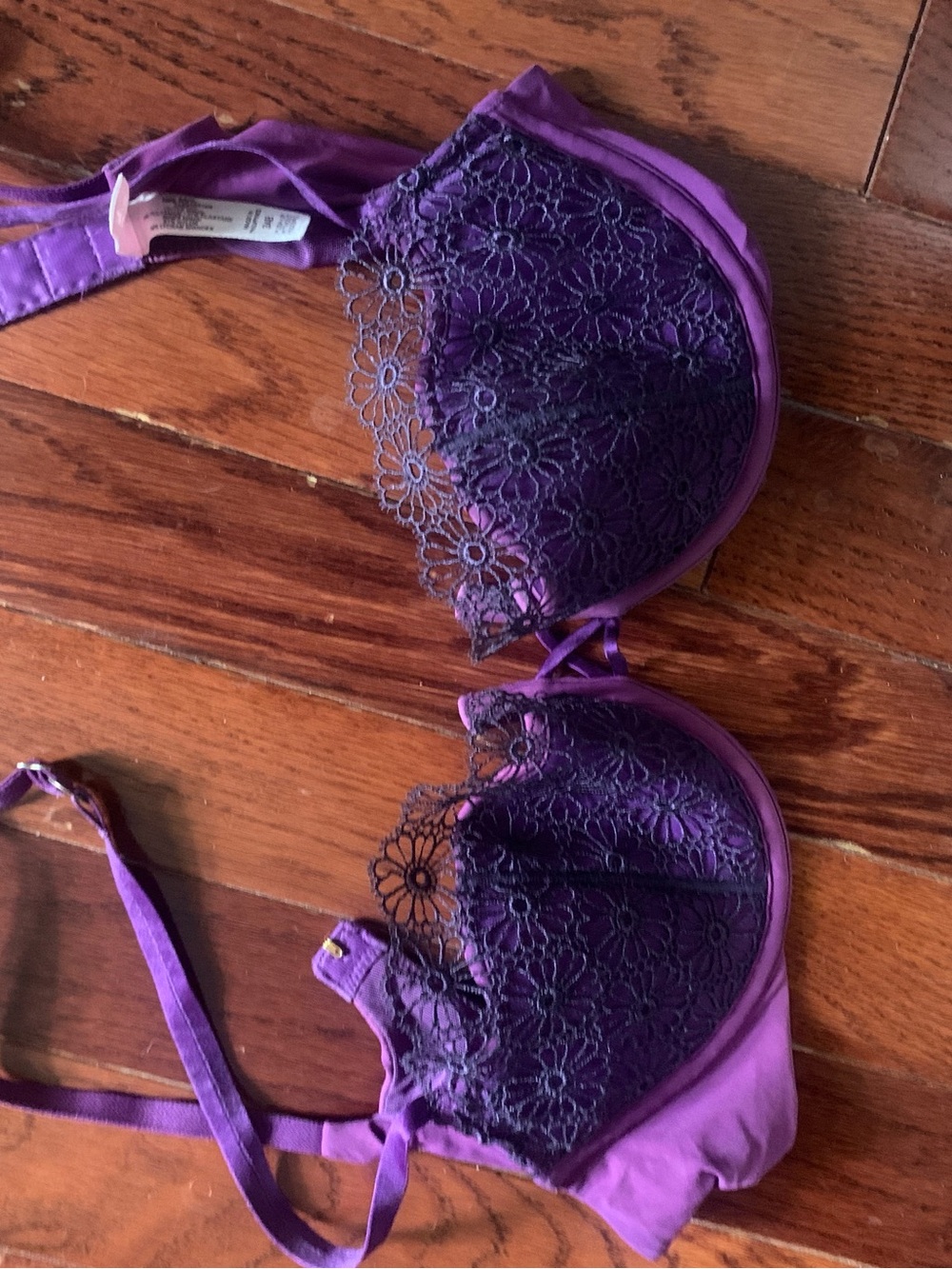 Victoria's Secret Purple Floral Lace Underwire Bra